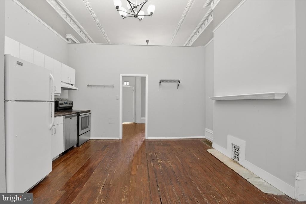 1717 Spruce Street - Photo 5