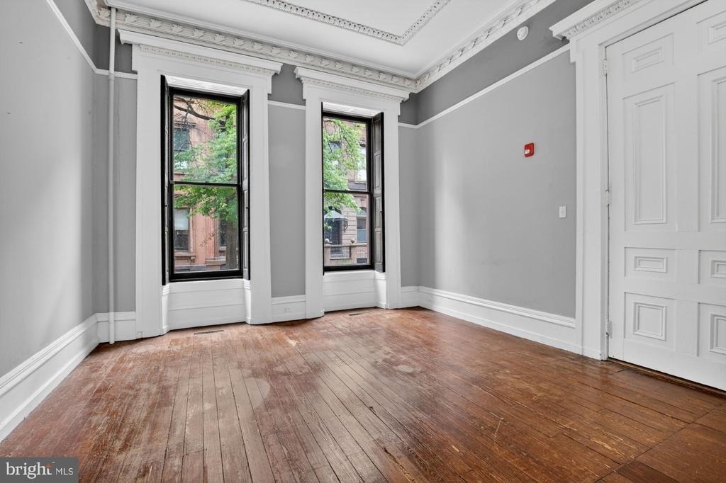 1717 Spruce Street - Photo 0