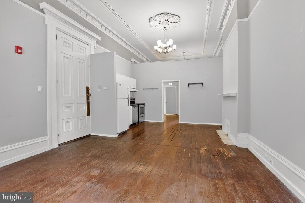 1717 Spruce Street - Photo 4