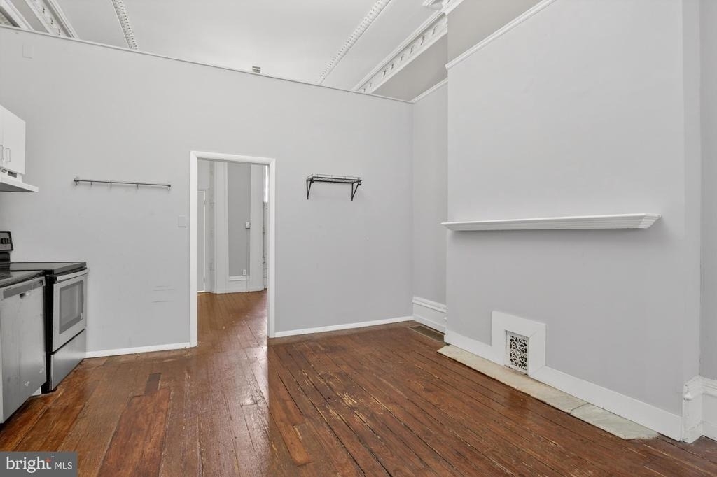 1717 Spruce Street - Photo 6
