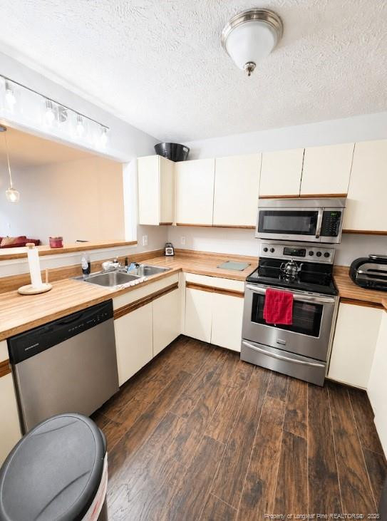 1207 Huntsman Court - Photo 8