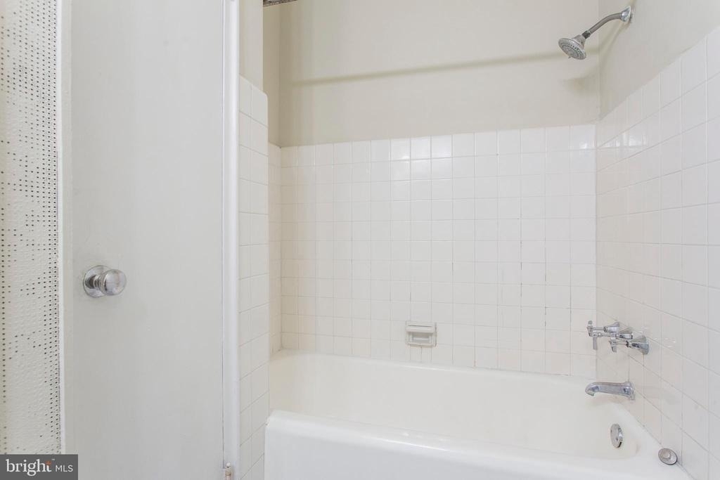 2601 Pennsylvania Avenue - Photo 26