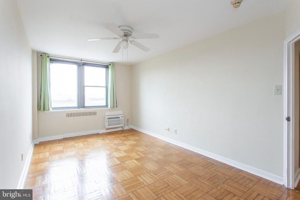 2601 Pennsylvania Avenue - Photo 21