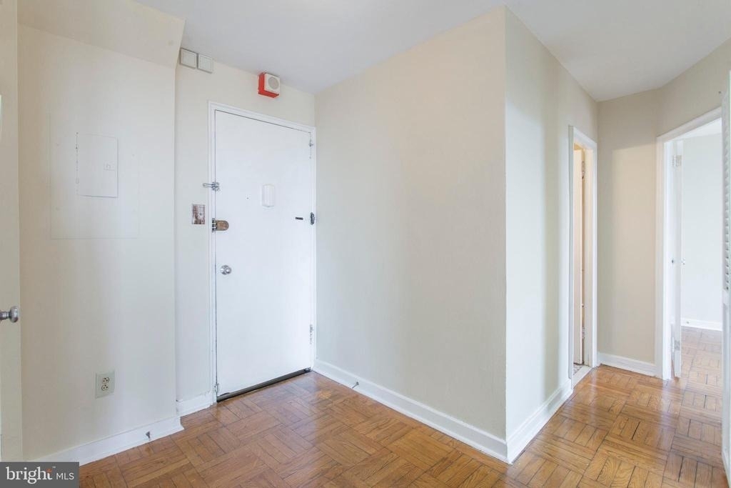 2601 Pennsylvania Avenue - Photo 4
