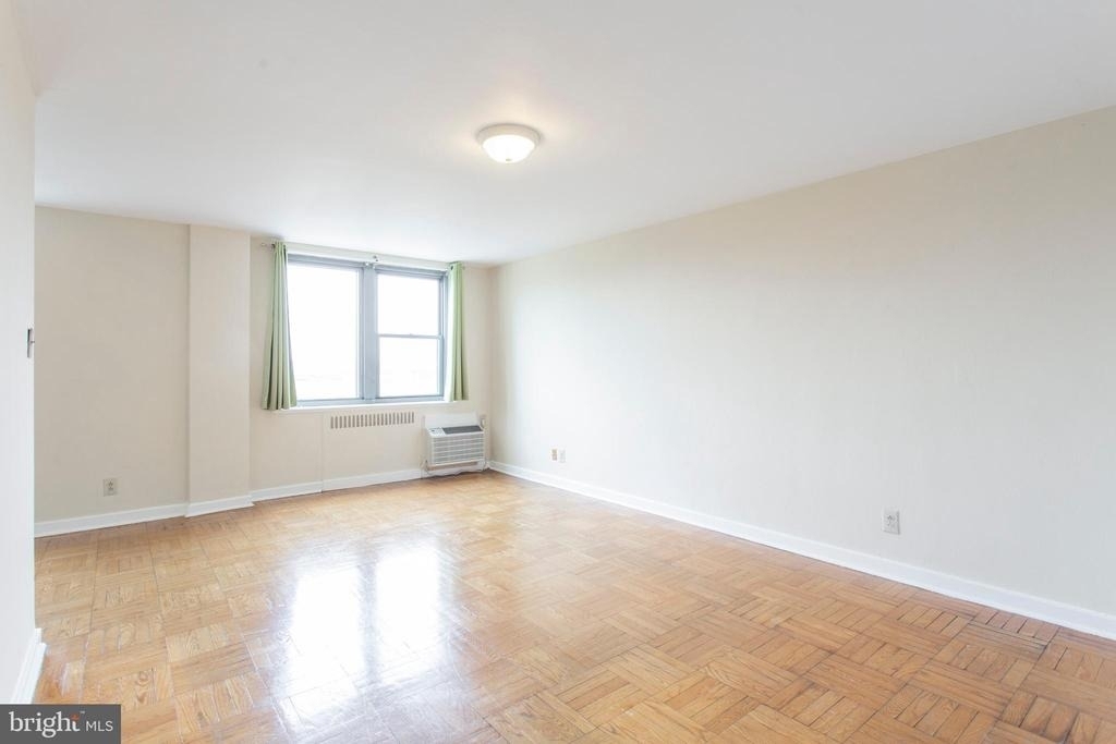 2601 Pennsylvania Avenue - Photo 6