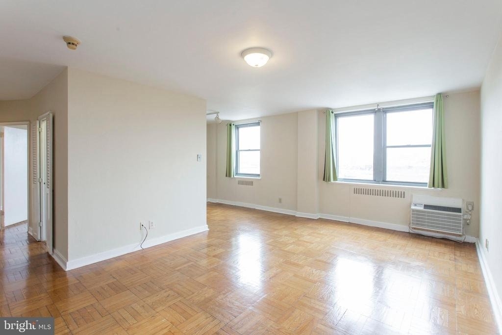 2601 Pennsylvania Avenue - Photo 7