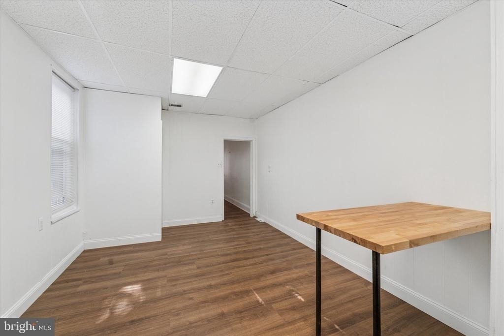 2021 S 22nd Street - Photo 6