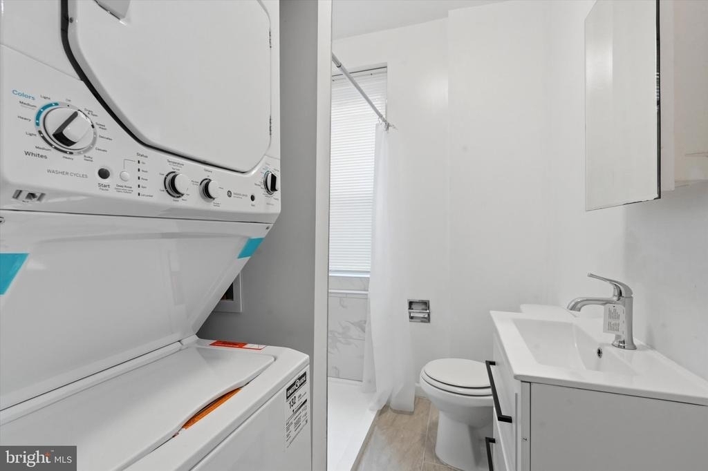 2021 S 22nd Street - Photo 8