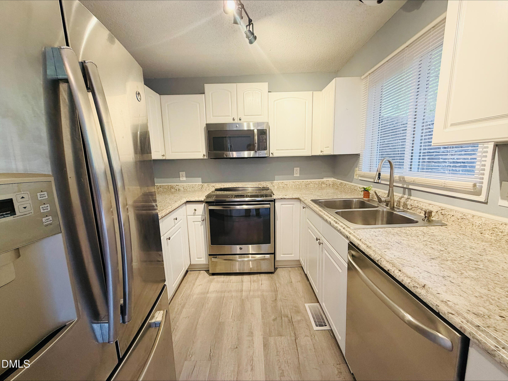 378 Kittery Lane - Photo 8