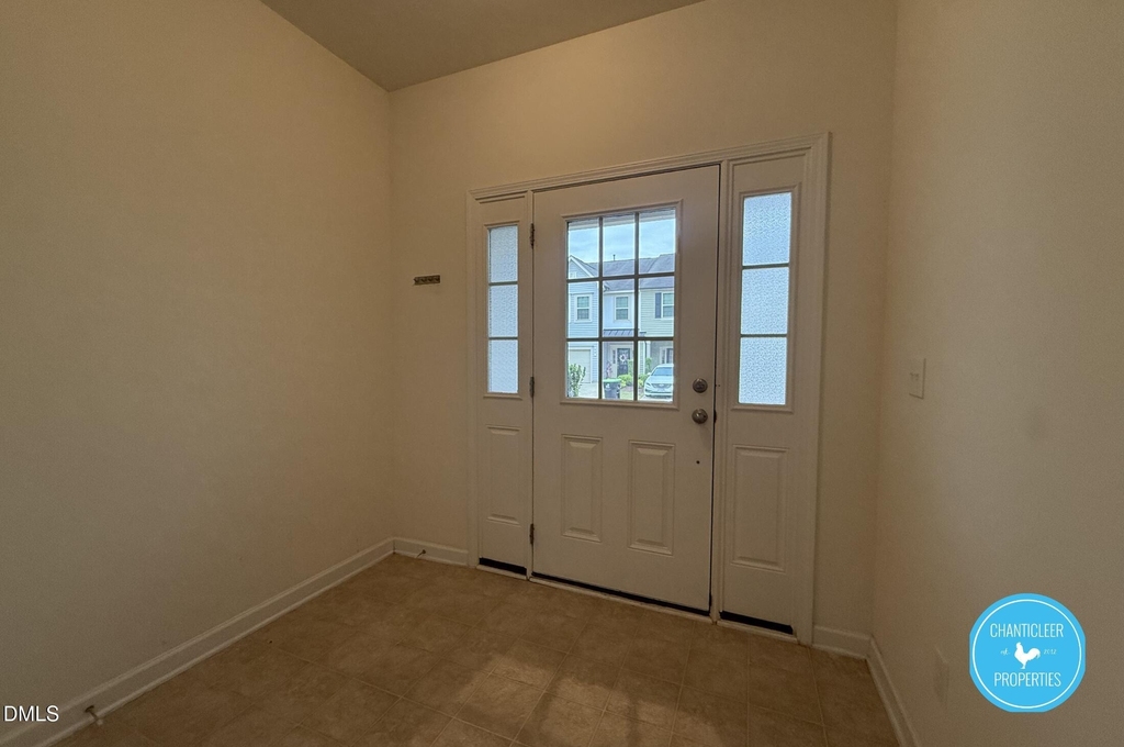 49 E Grove Point Drive - Photo 7