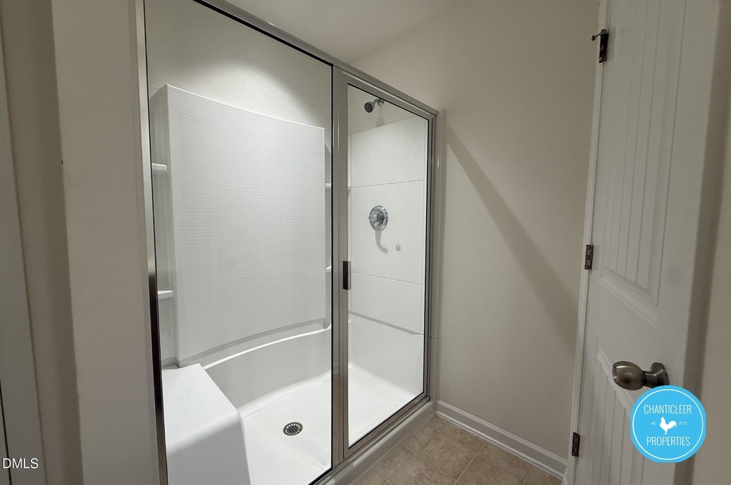 49 E Grove Point Drive - Photo 24