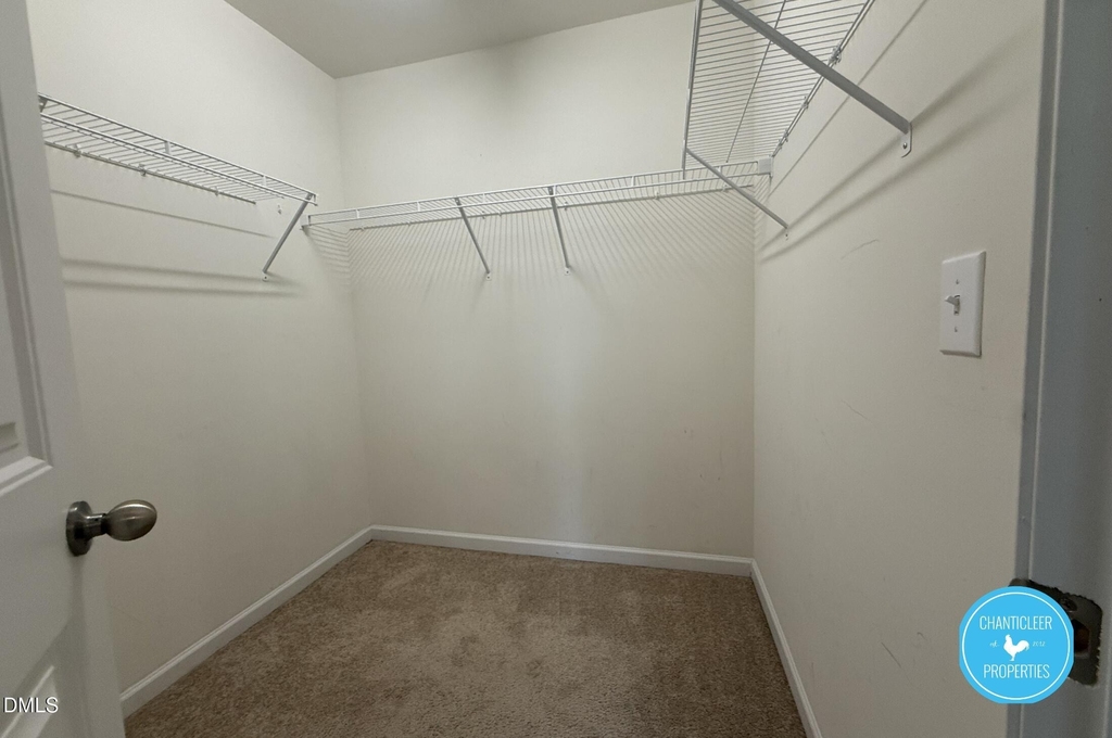49 E Grove Point Drive - Photo 20