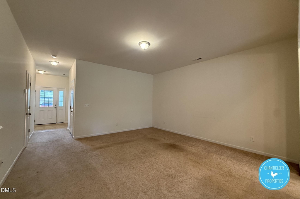 49 E Grove Point Drive - Photo 14