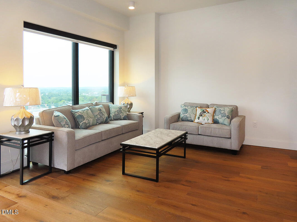 115 Morris Street - Photo 2