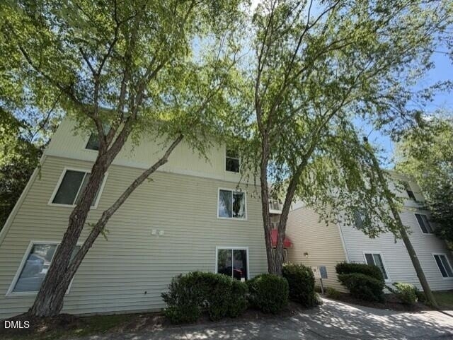 1521 Graduate Lane - Photo 2