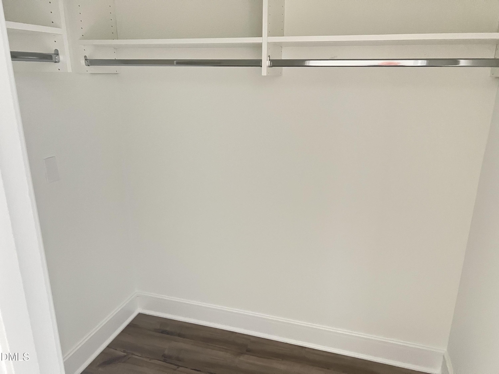 615 Daniels Street - Photo 7