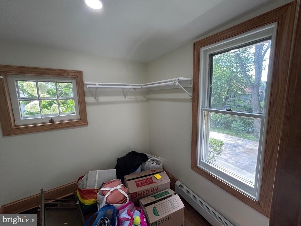 212 Forrest Avenue - Photo 5