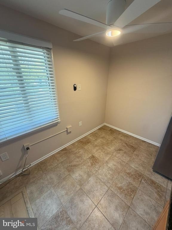 250 Tanglewood Lane - Photo 2