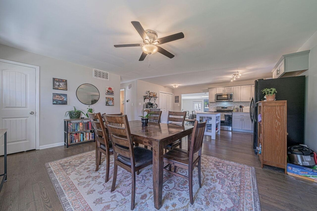 3322 Bell Drive - Photo 8