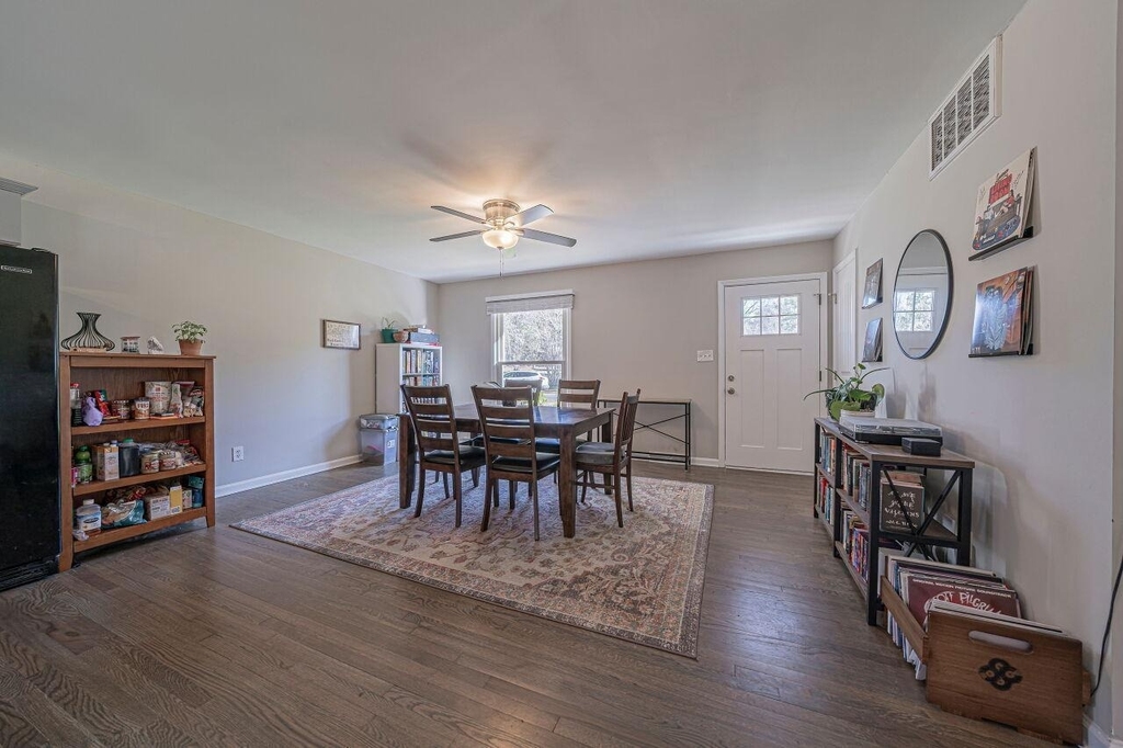 3322 Bell Drive - Photo 5