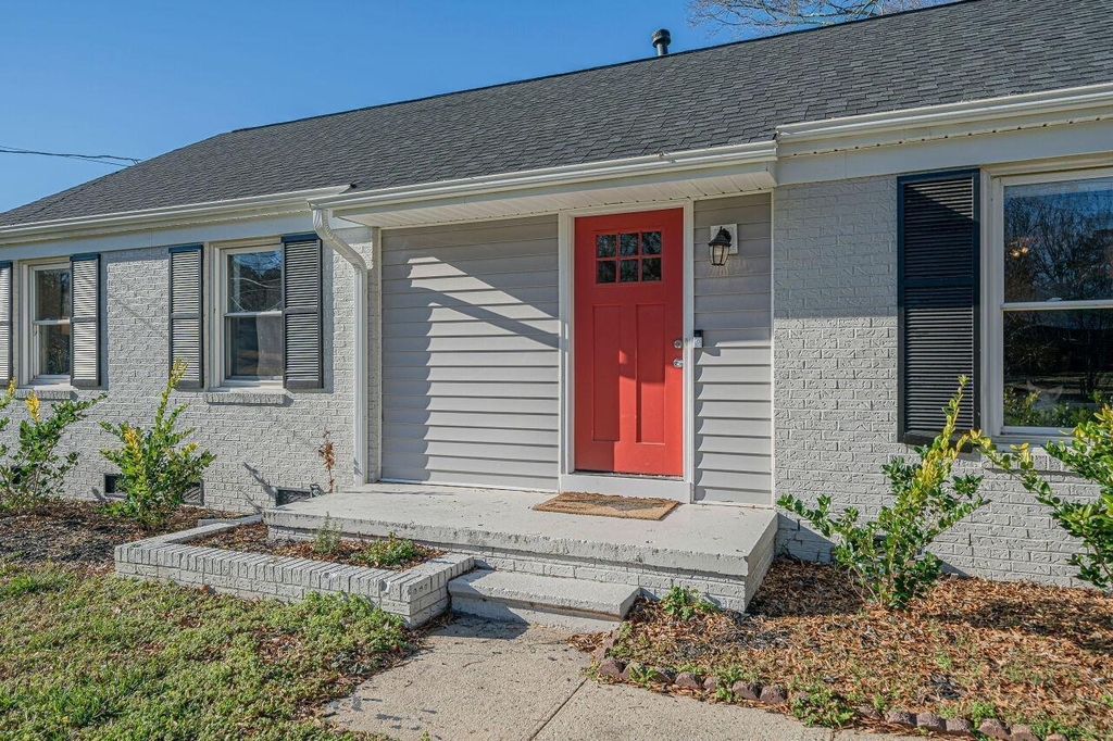 3322 Bell Drive - Photo 3
