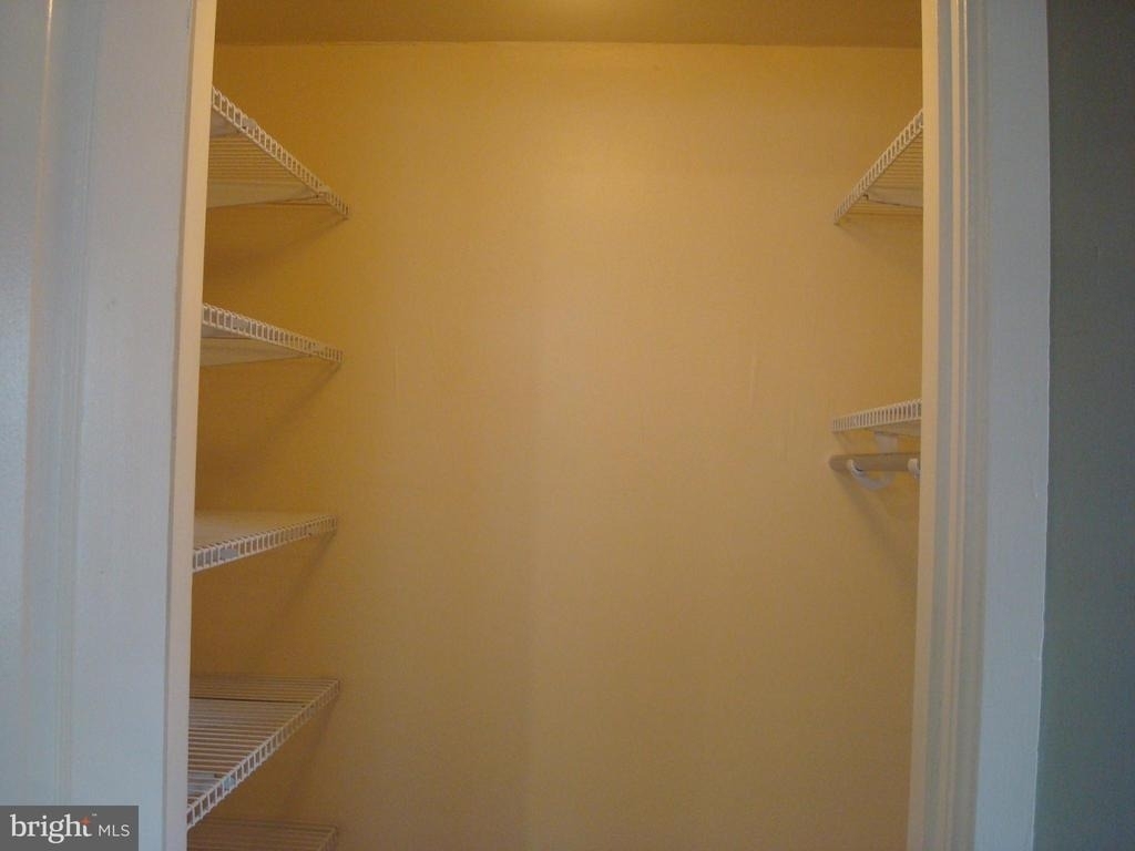 207 Wollerton Street - Photo 11