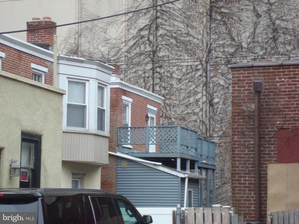 207 Wollerton Street - Photo 29