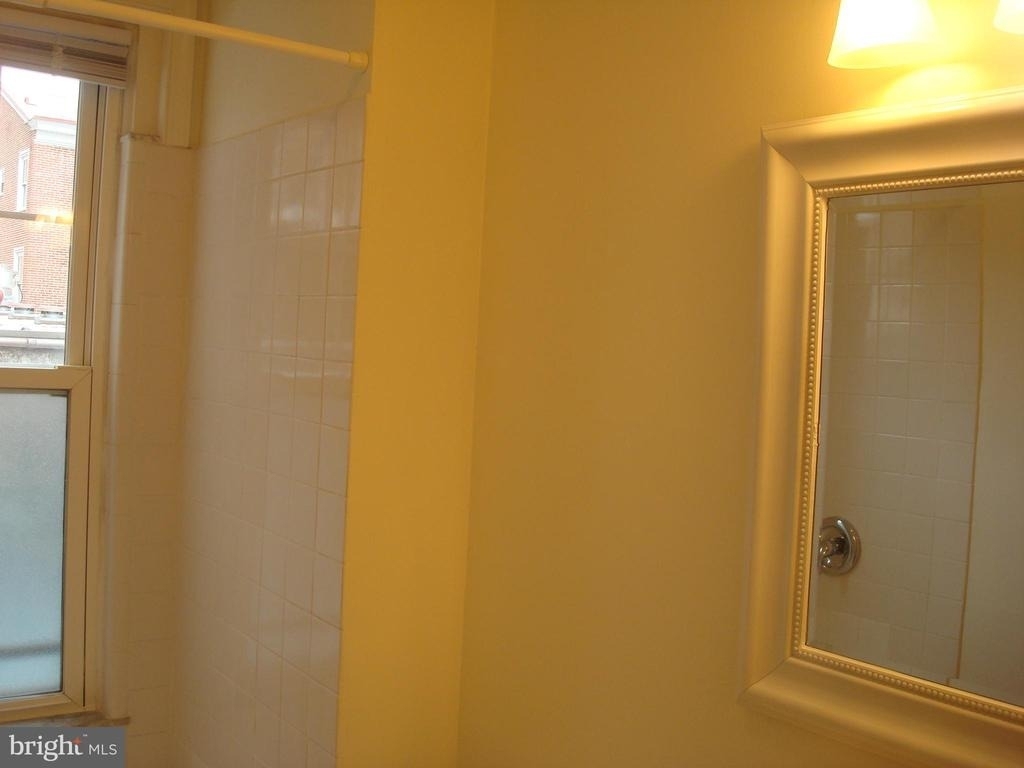 207 Wollerton Street - Photo 21