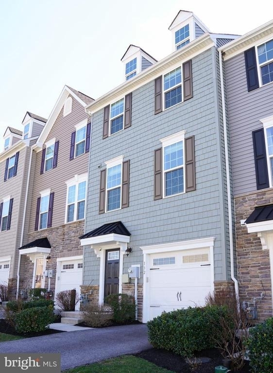 132 Mulberry Drive - Photo 2