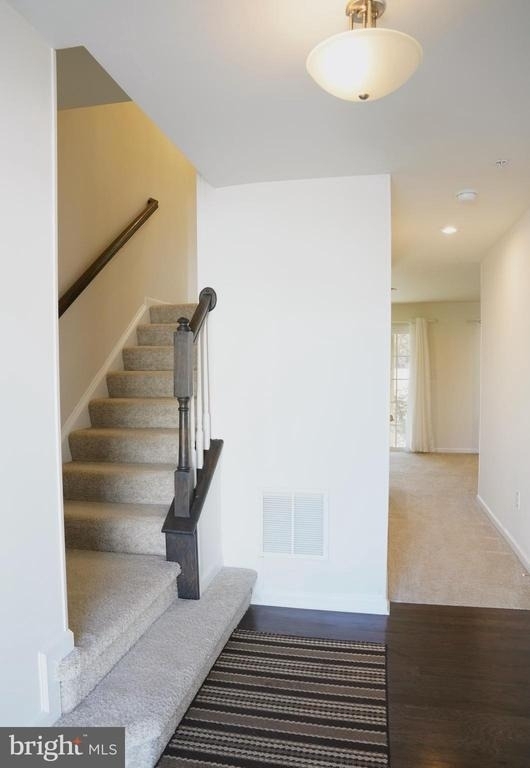 132 Mulberry Drive - Photo 4