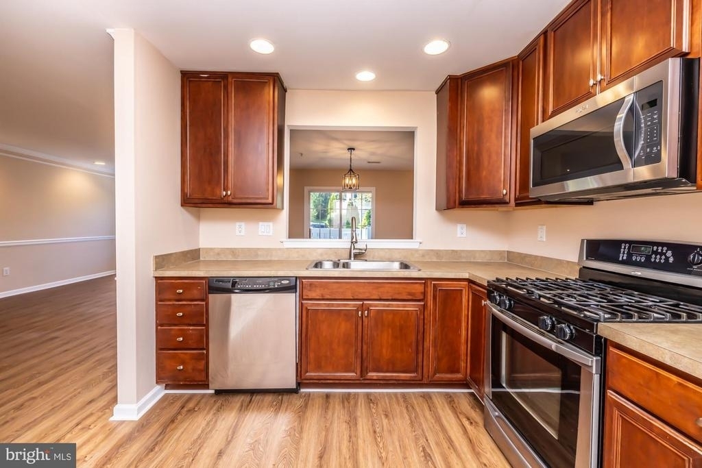 253 Flagstone Road - Photo 8