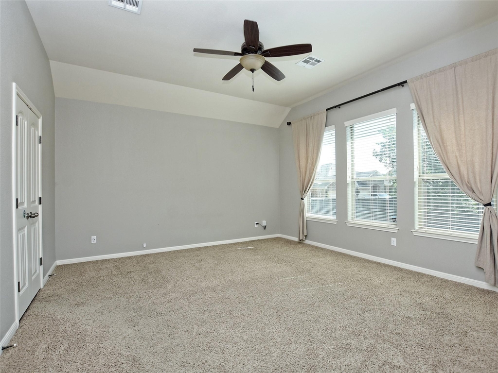 2508 Hilltop Divide Ln - Photo 14