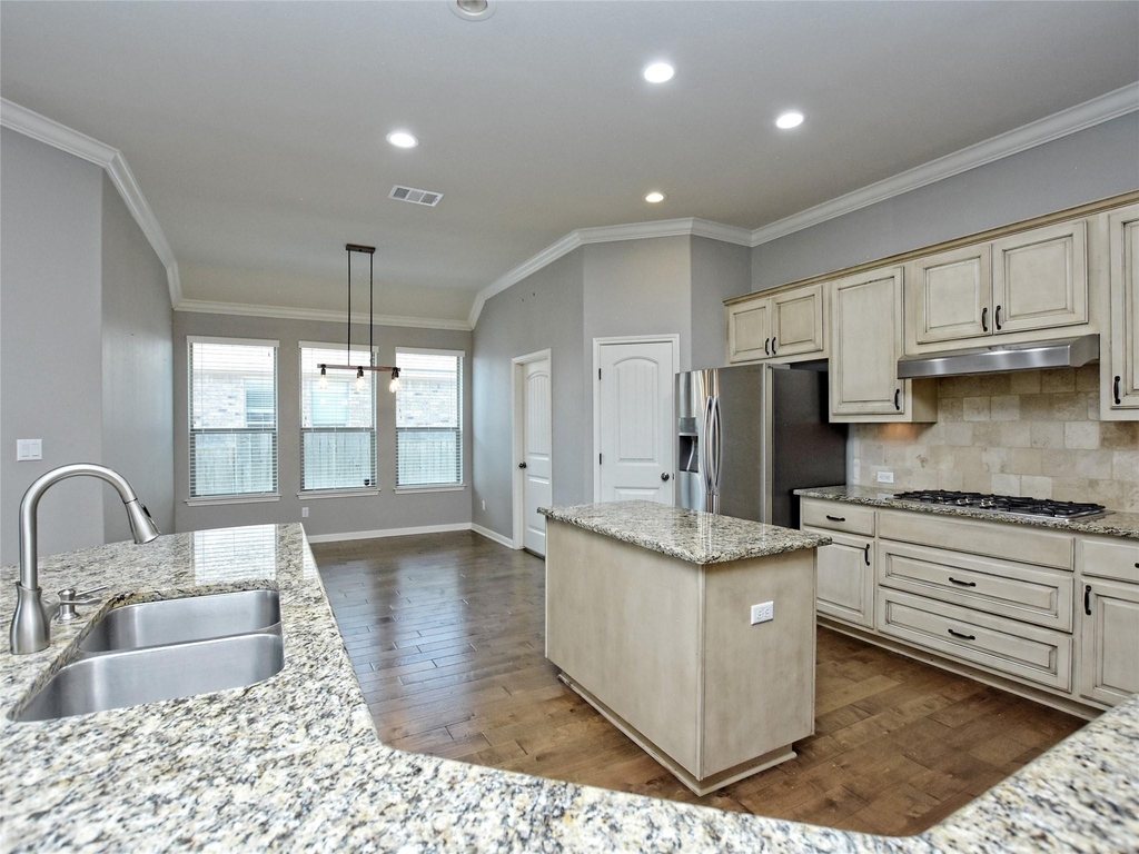 2508 Hilltop Divide Ln - Photo 8