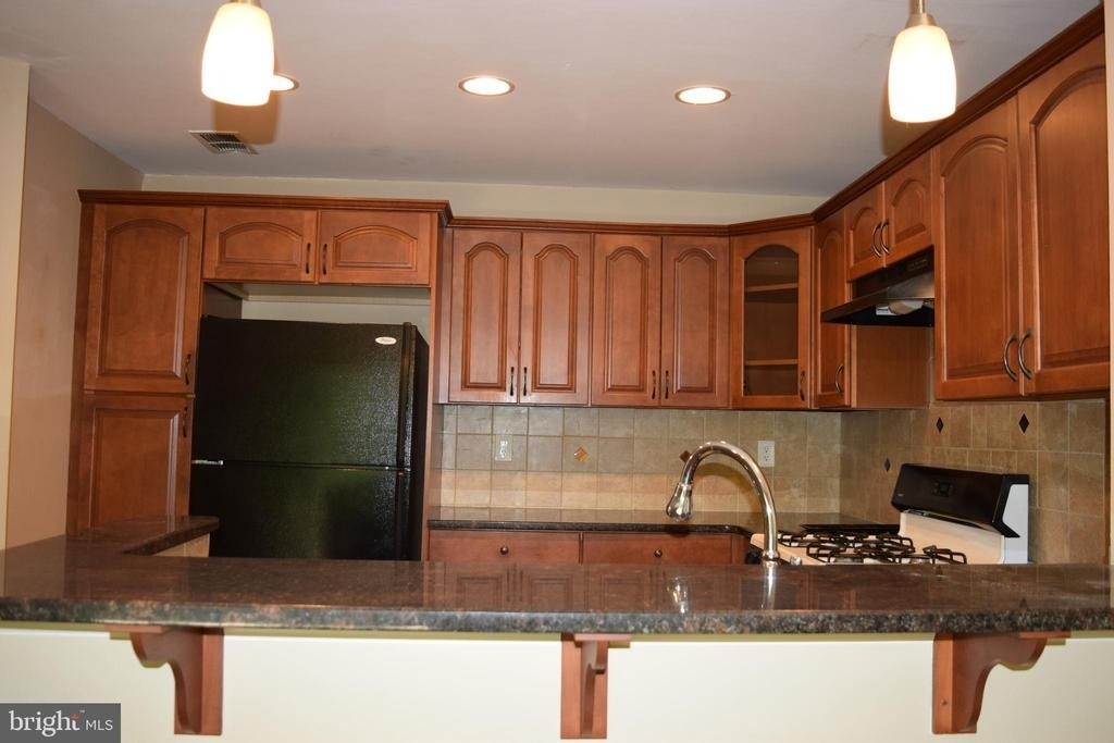 6062 Cedar Court - Photo 11