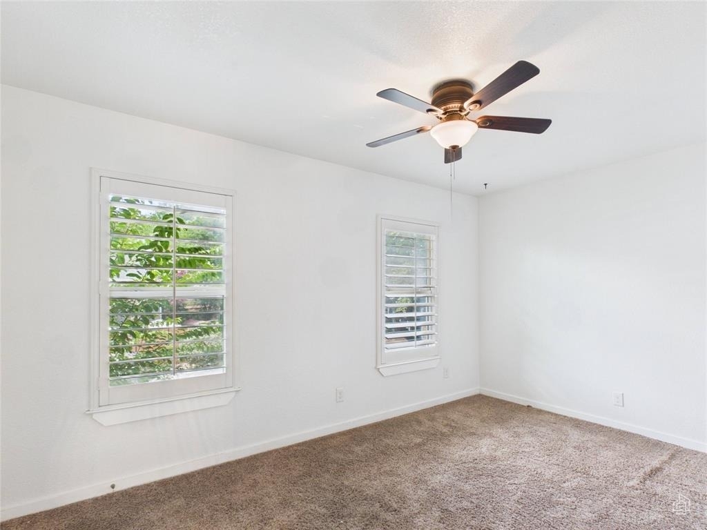 6211 Manor Rd - Photo 16