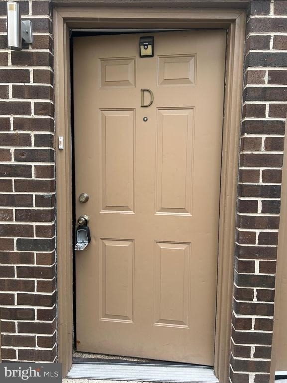 504-506 Cinnaminson Avenue - Photo 1