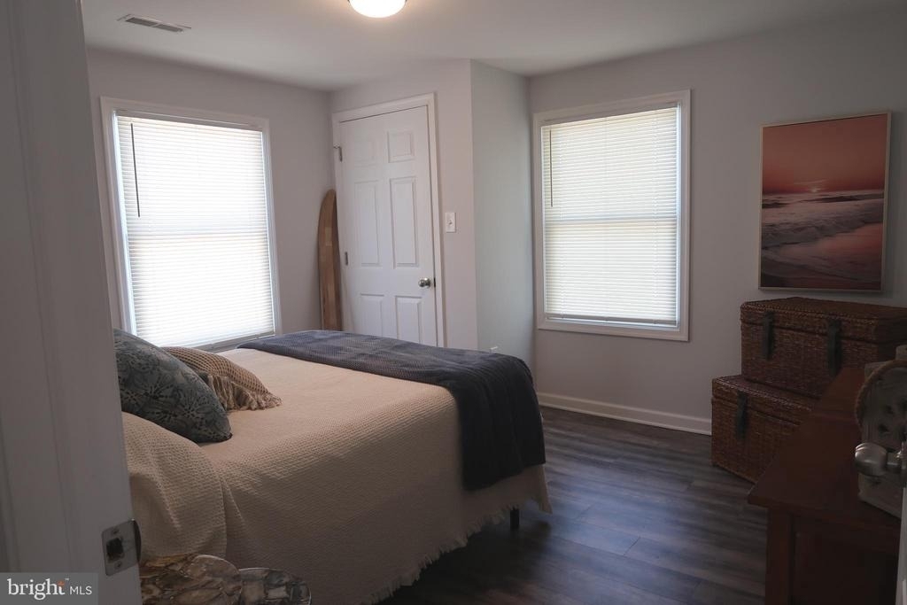 6300 Winchester Avenue - Photo 9