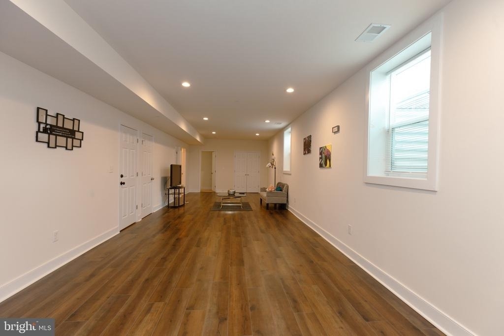 5705 Crestwood Place - Photo 5