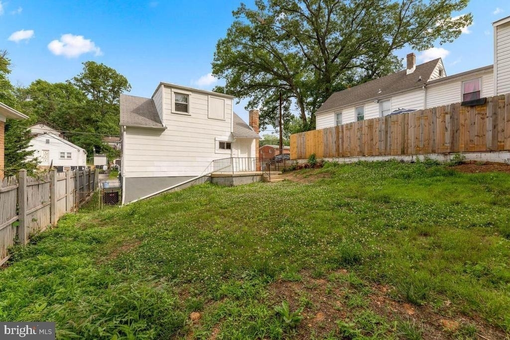 1111 Balboa Avenue - Photo 29