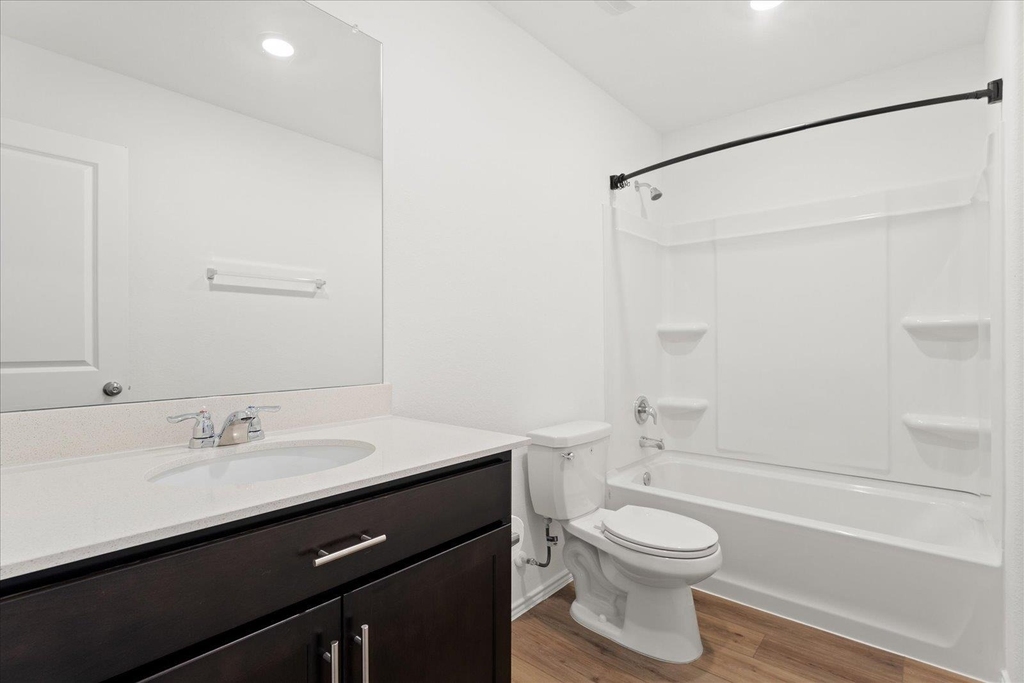 905 Powell St - Photo 27