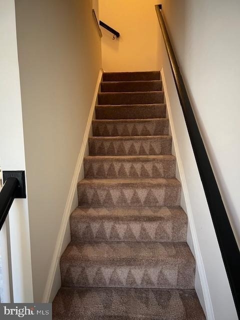 10608 Eastland Circle - Photo 4