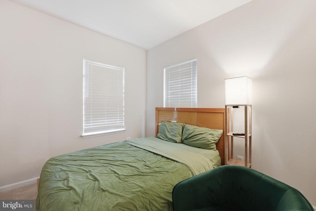 6066 Beake St - Photo 10