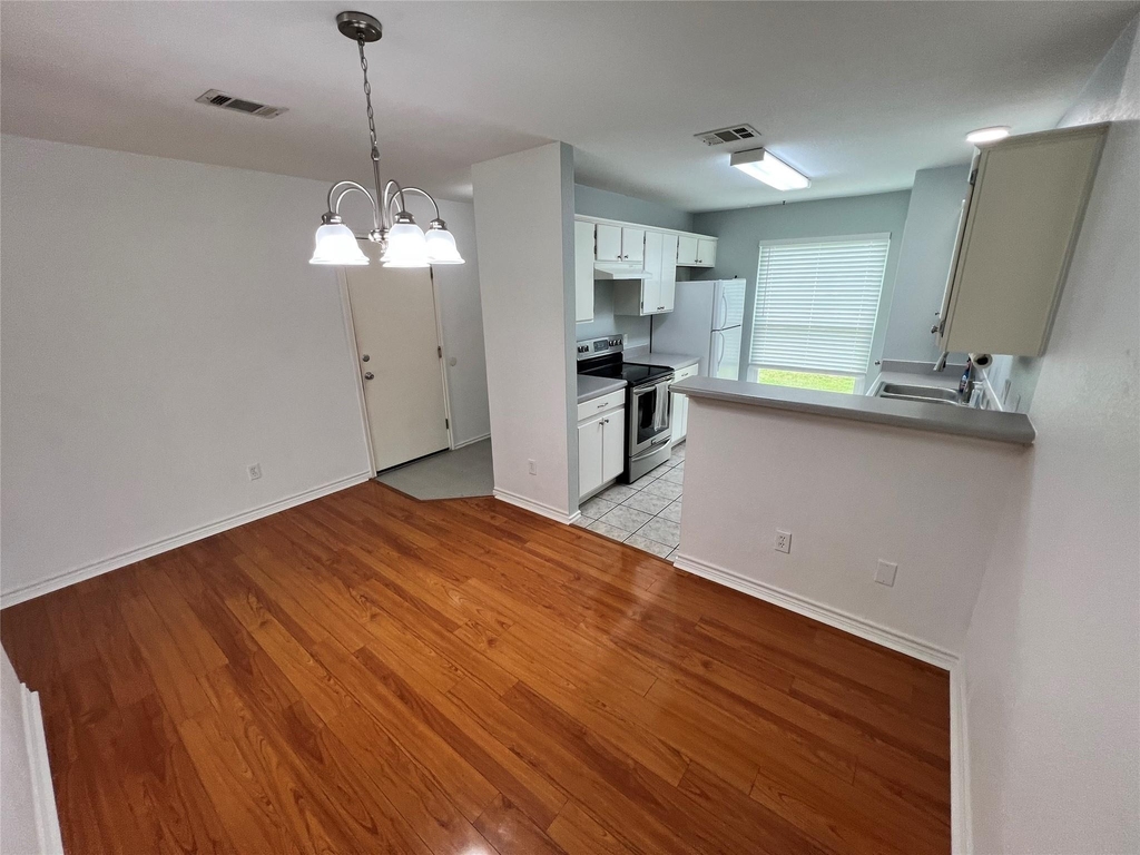 204 Quail Meadow Dr - Photo 3