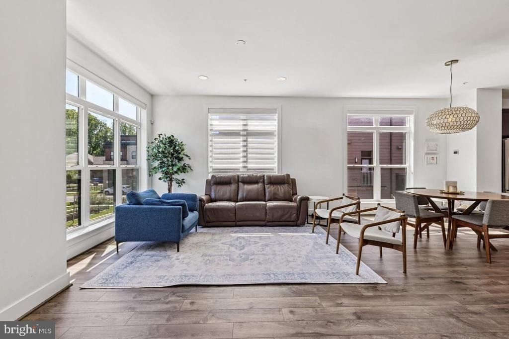 3328 Woodland Phlox Street - Photo 3