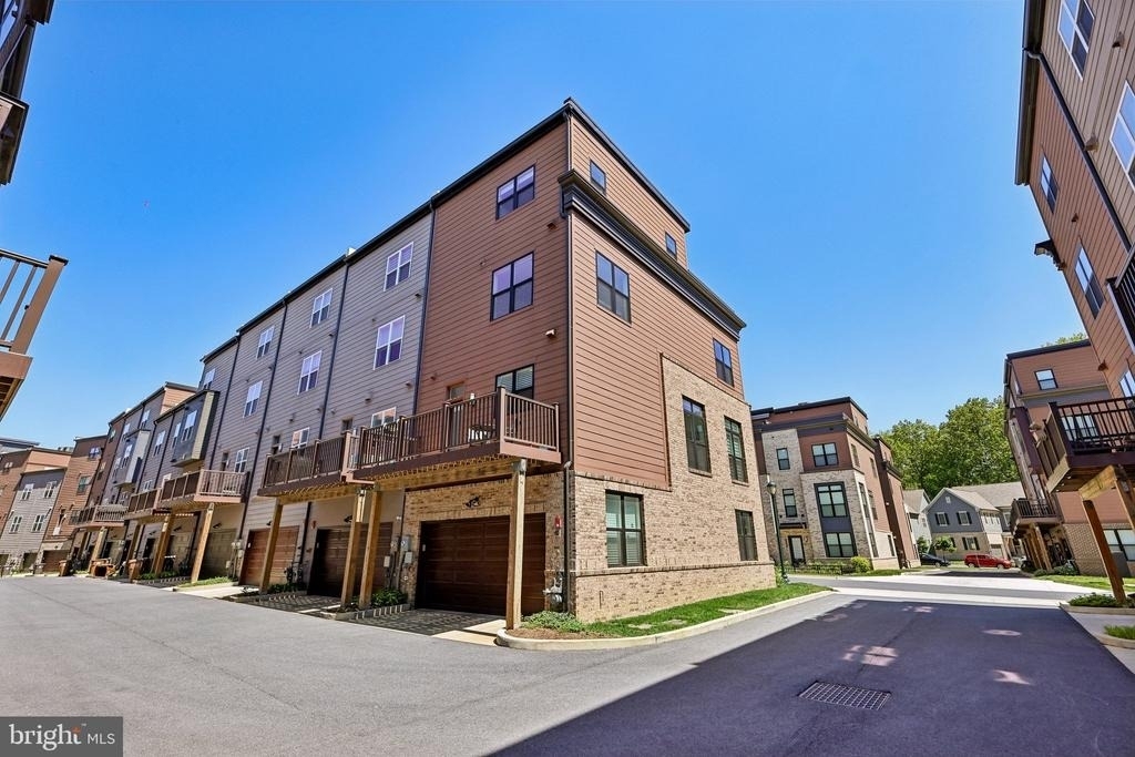 3328 Woodland Phlox Street - Photo 43