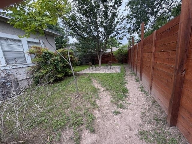 1406 Houston St - Photo 14