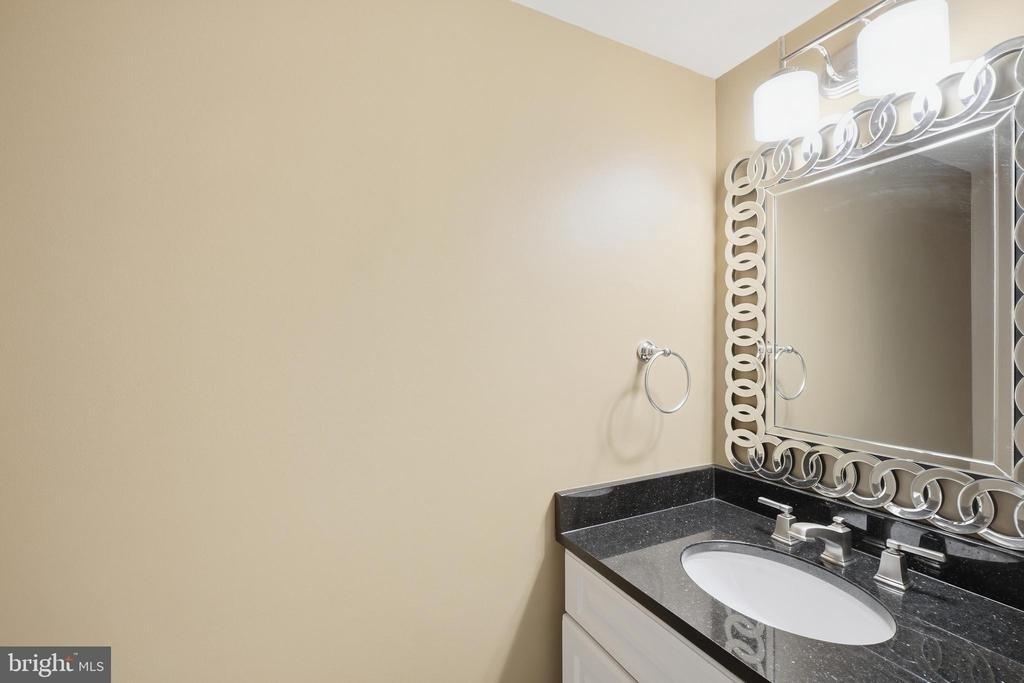 9904 Hall Road - Photo 25