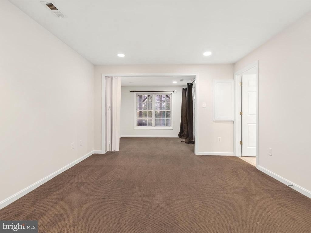 2807 Cornet Court - Photo 2