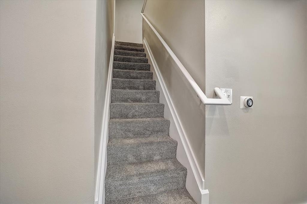 935 La Posada Dr - Photo 13