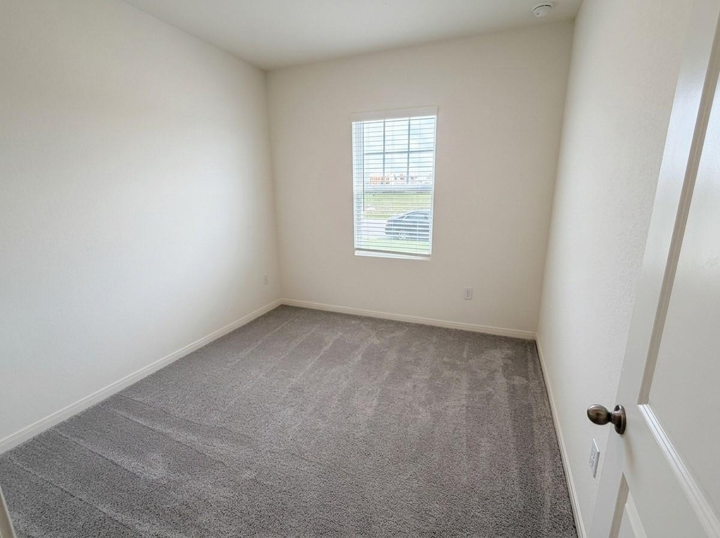 616 Wesley Miller Ln - Photo 3